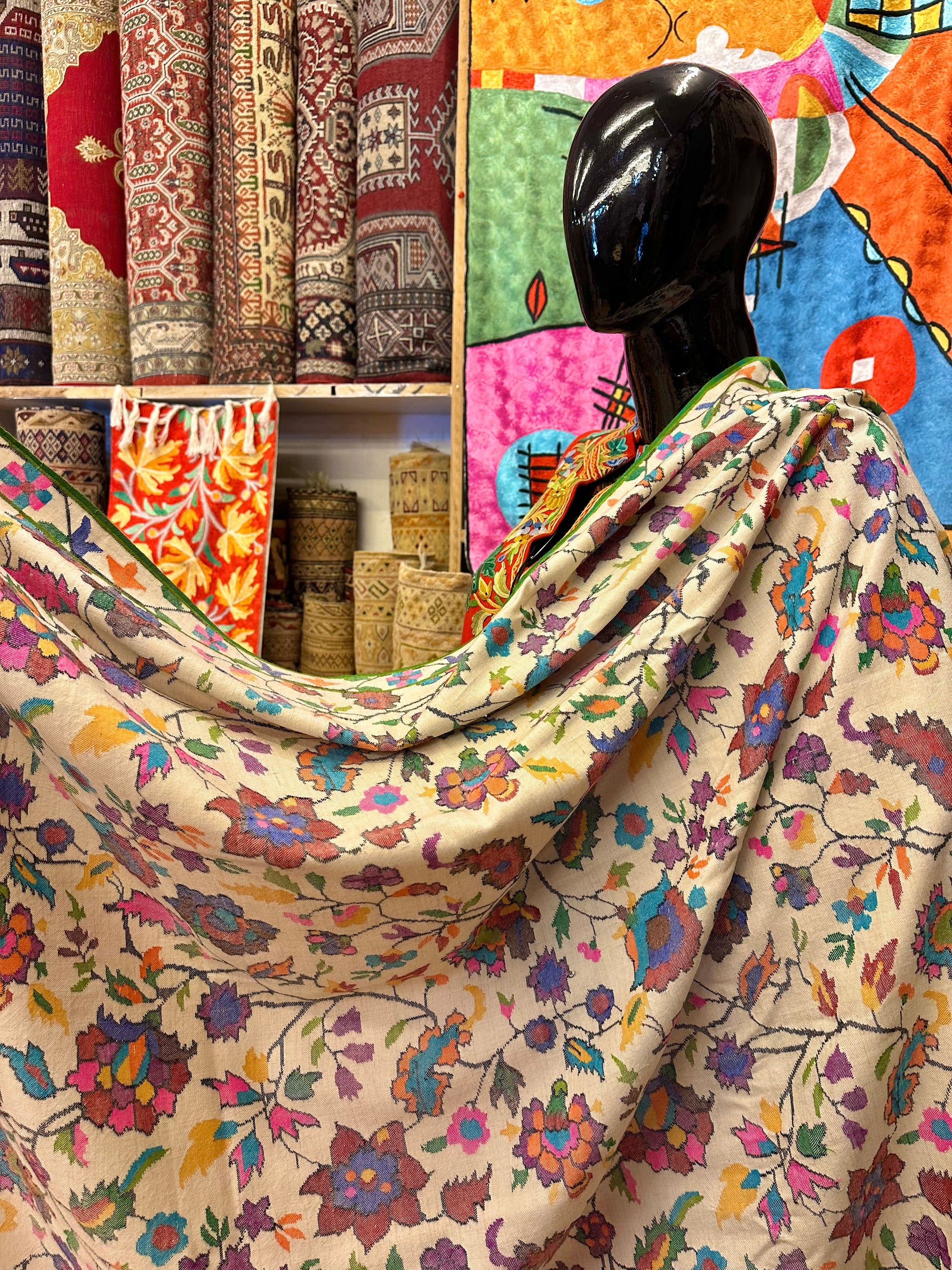 White Kani Pashmina Shawl ArtAsiaHandicrafts