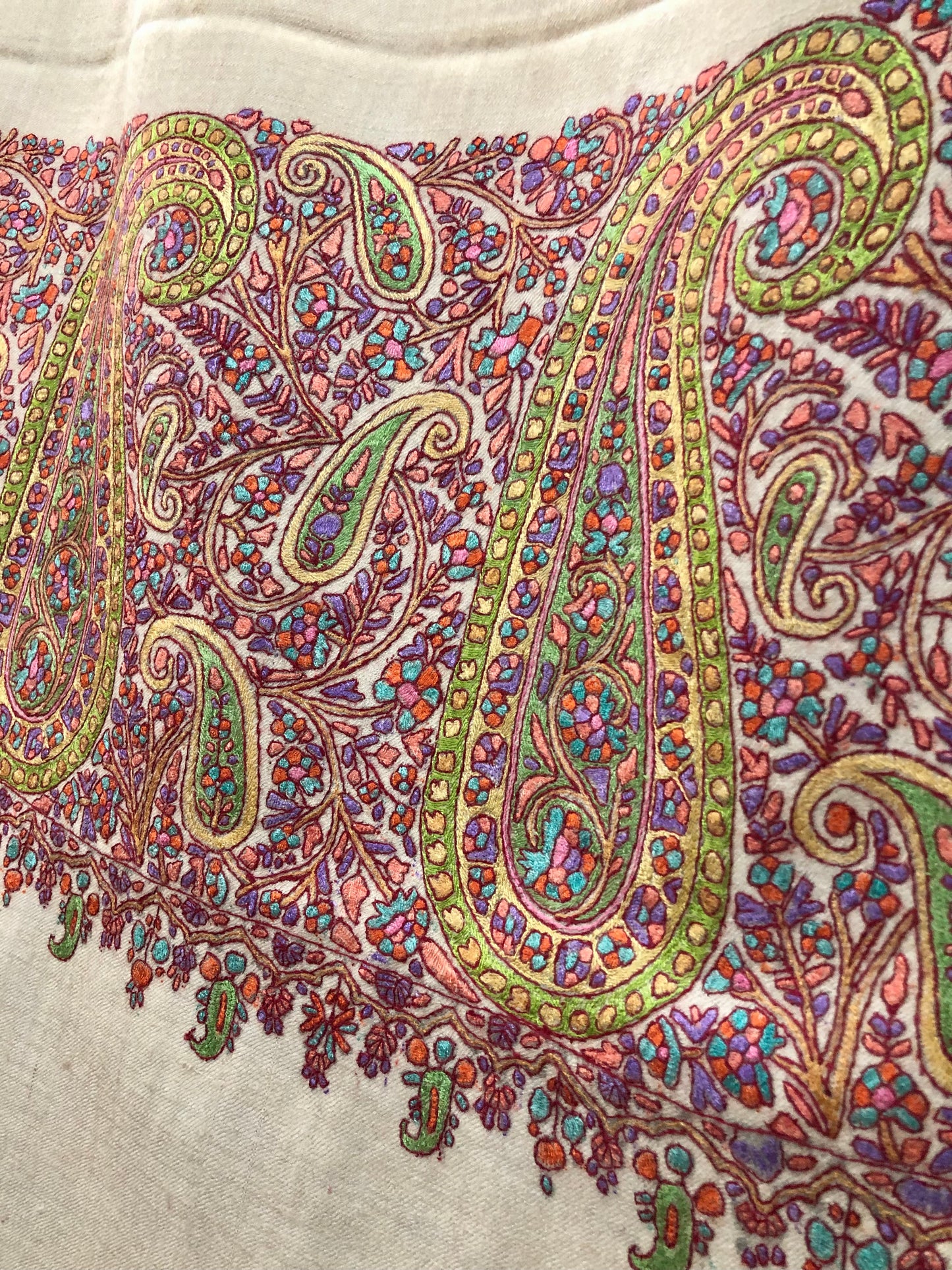 Ivory Palla Paper Mache Shawl ArtAsiaHandicrafts