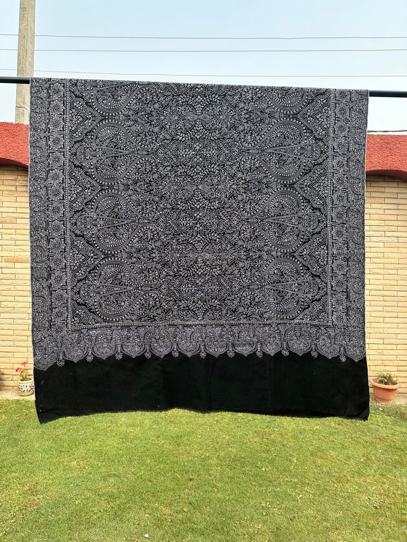 Black Sozni Pashmina Shawl ArtAsiaHandicrafts