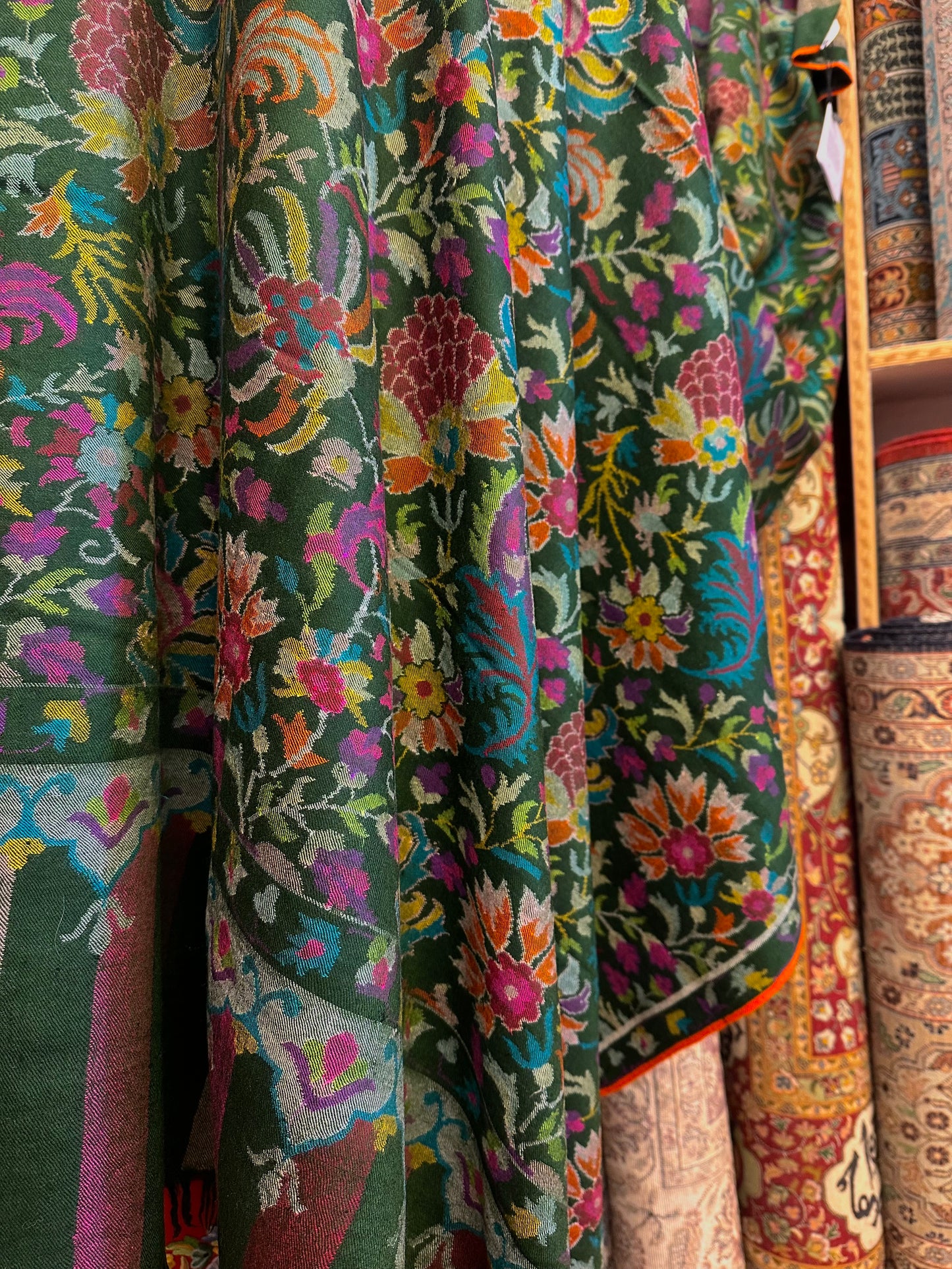 Green Kani Pashmina Shawl ArtAsiaHandicrafts