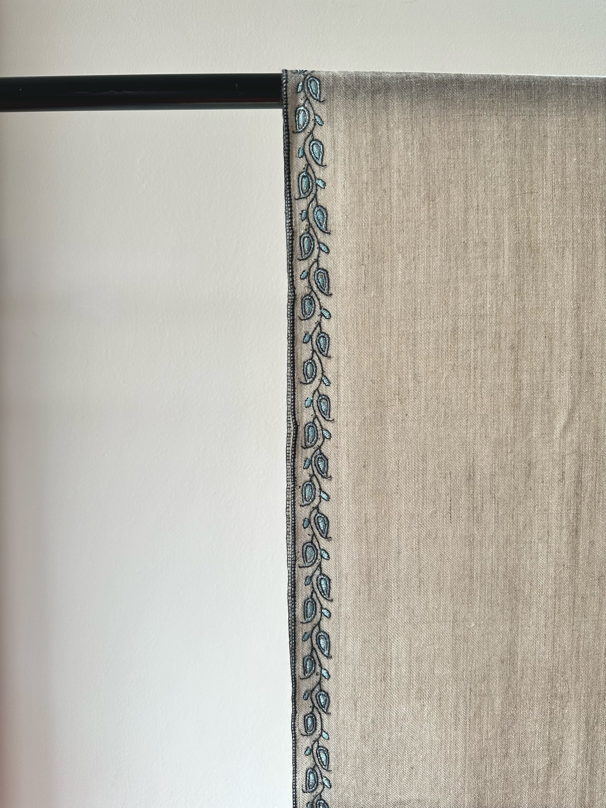 Grey Sozni Pashmina Shawl ArtAsiaHandicrafts