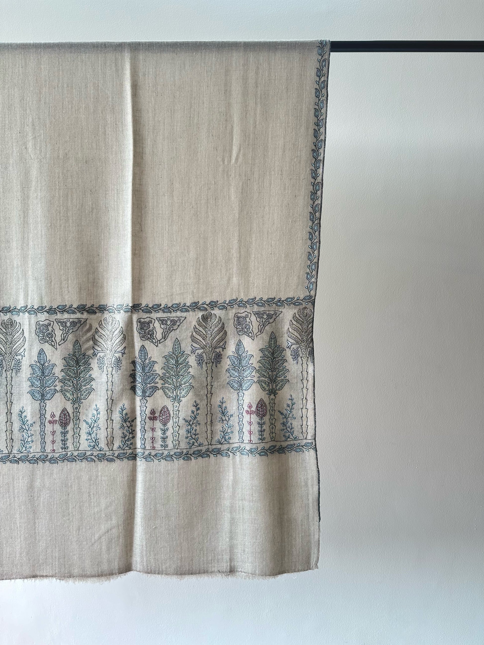Grey Sozni Pashmina Shawl ArtAsiaHandicrafts
