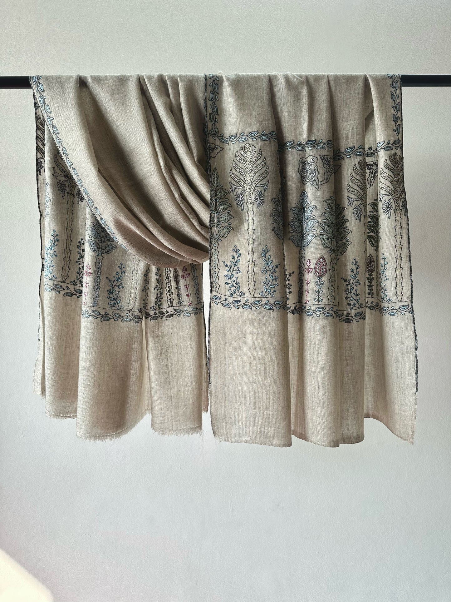 Grey Sozni Pashmina Shawl ArtAsiaHandicrafts