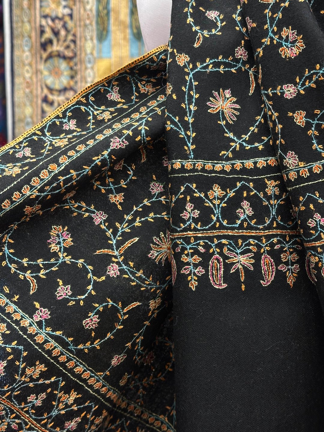 Black Jaal Pashmina Shawl