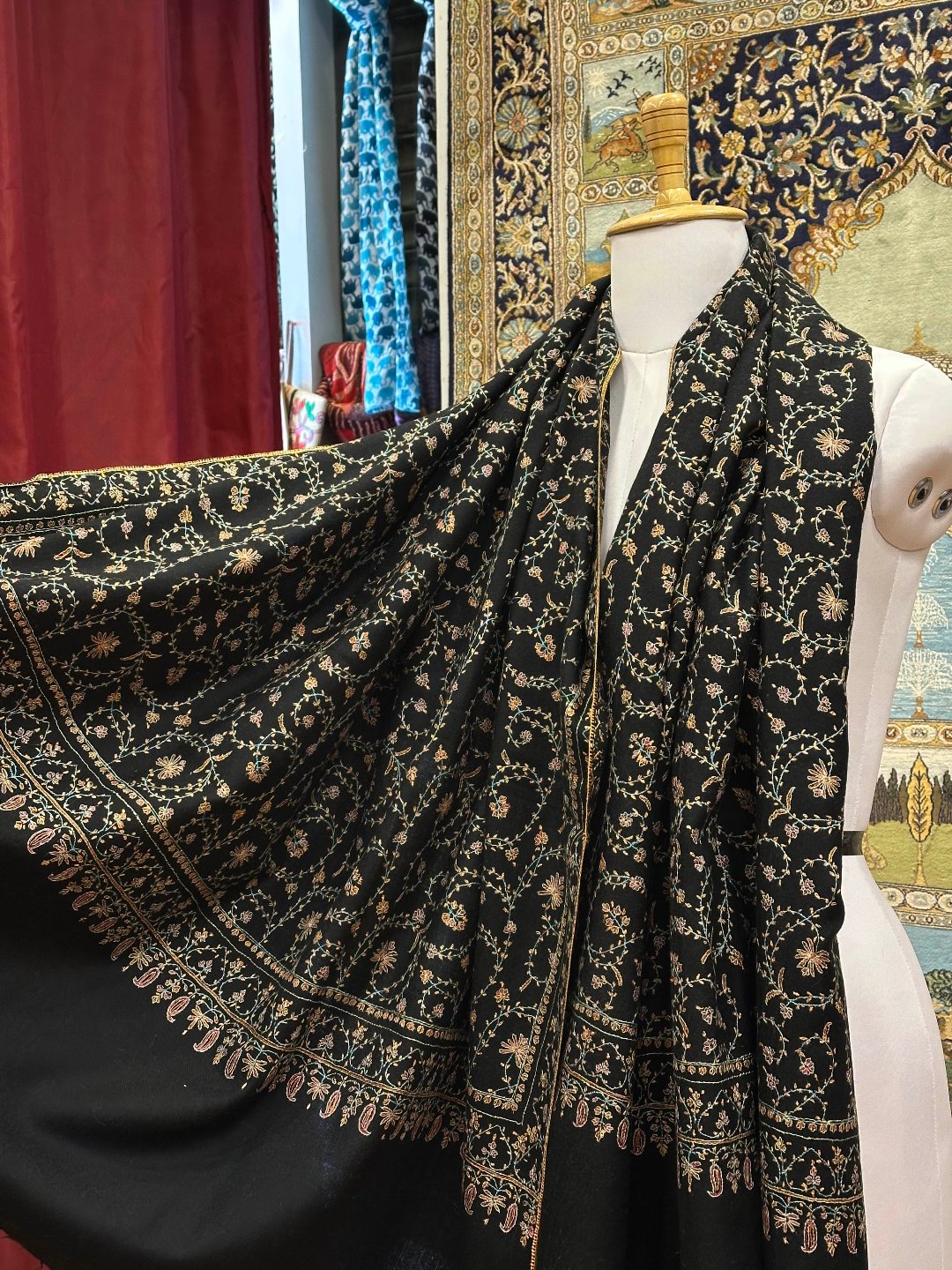 Black Jaal Pashmina Shawl