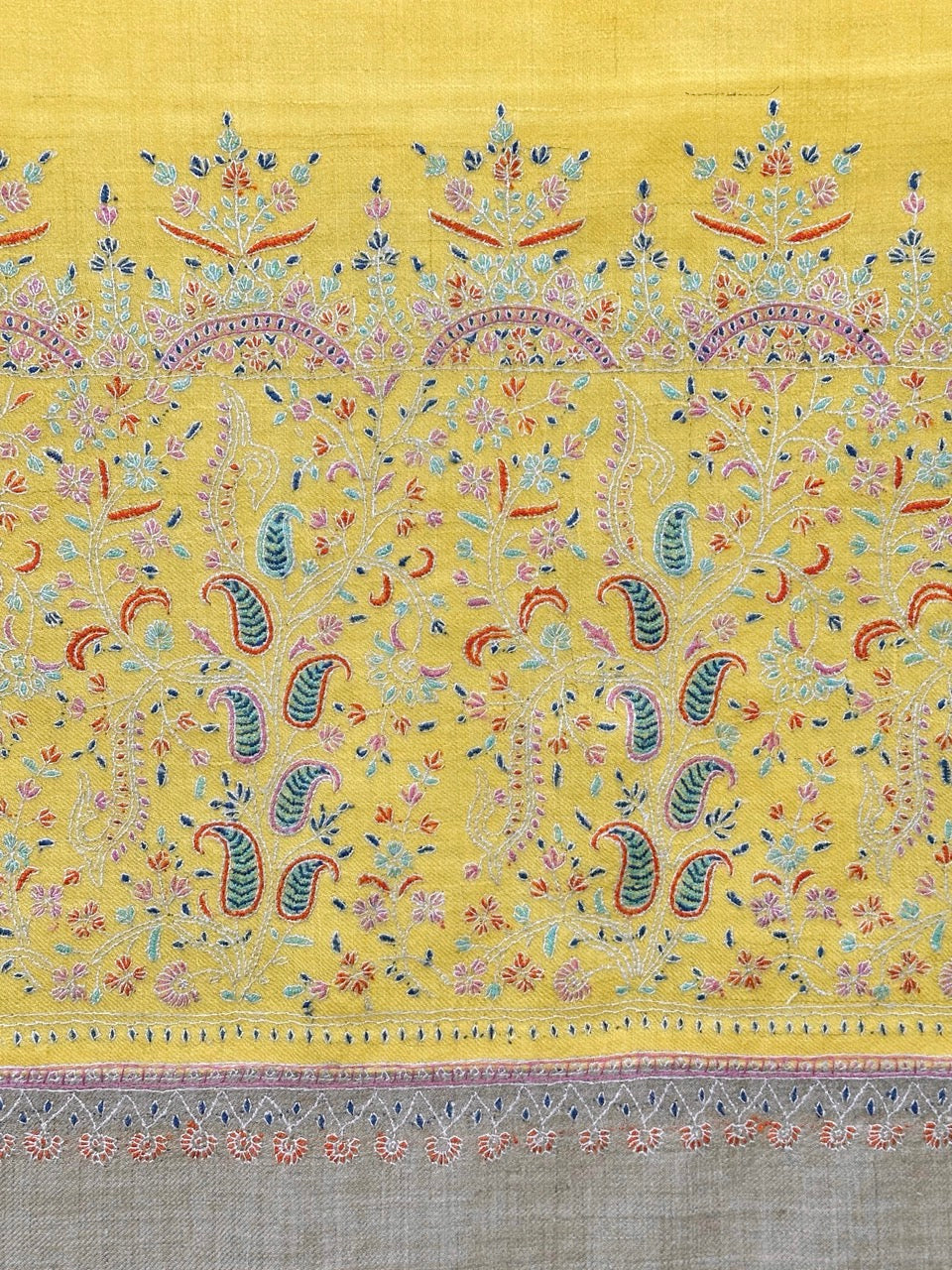 SLOW FASHION LIGHTWEIGHT EMBROIDERED YELLOW PASHMINA SHAWL