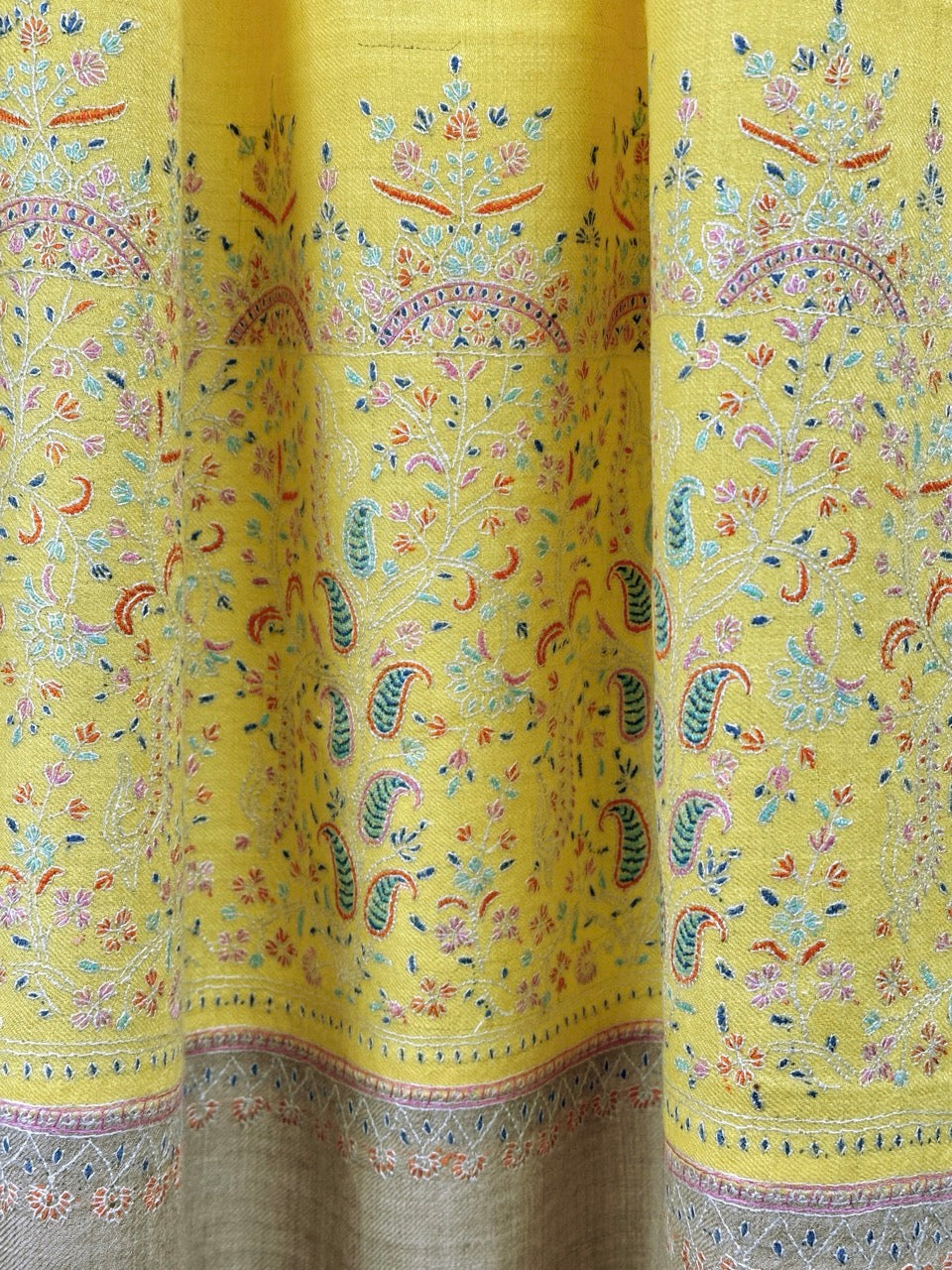 SLOW FASHION LIGHTWEIGHT EMBROIDERED YELLOW PASHMINA SHAWL