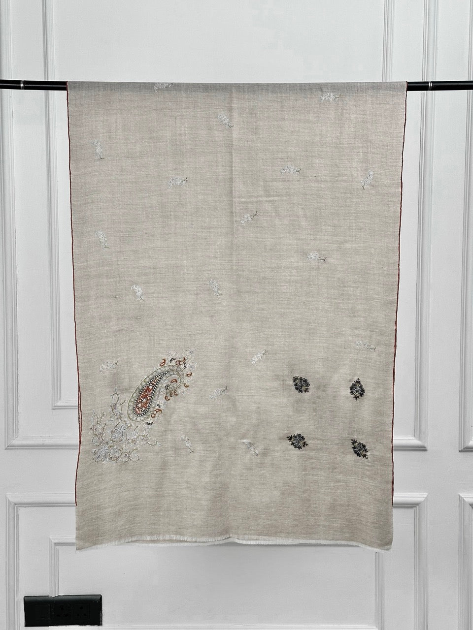Pure Pashmina Soft Handmade Versatile Wear Scarf Silver Paisley Design