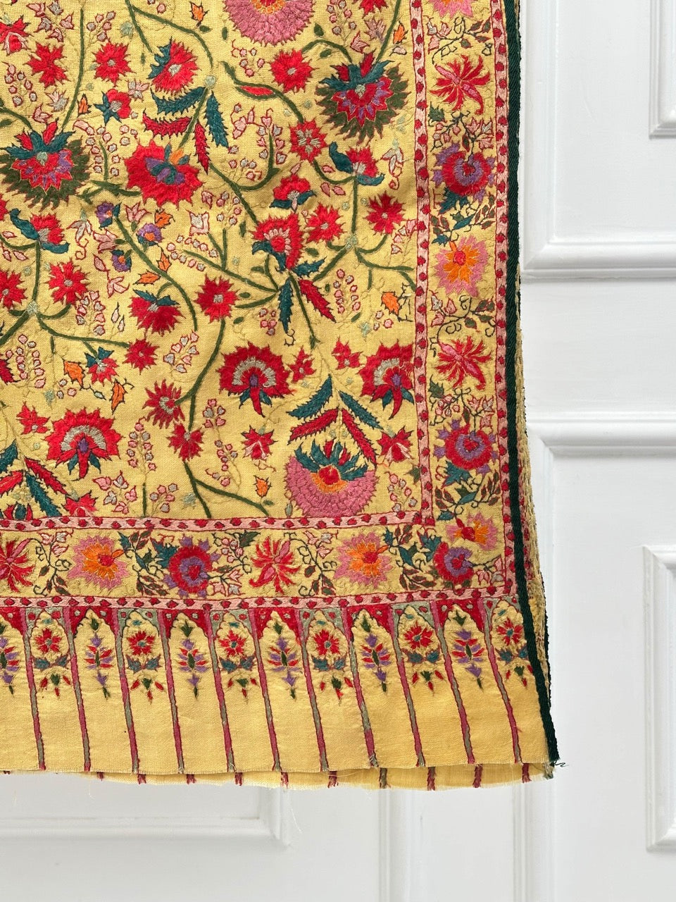 VINTAGE GOLDEN EMBROIDERED SOFT HANDMADE MEN’S WINTER WEAR PURE PASHMINA SHAWL