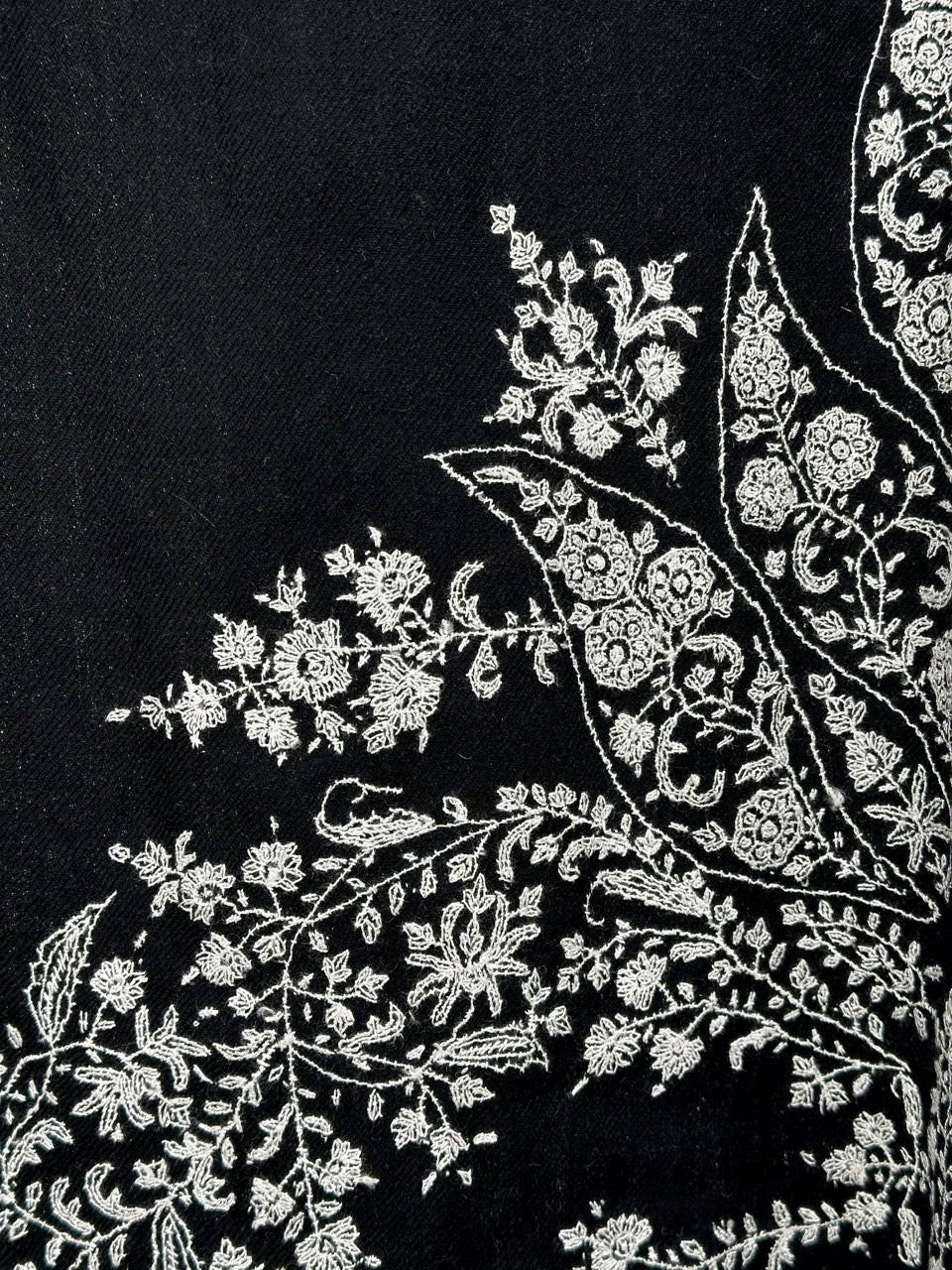 SUPERSOFT EVERYDAY WEAR BLACK PALLA PASHMINA SCARF