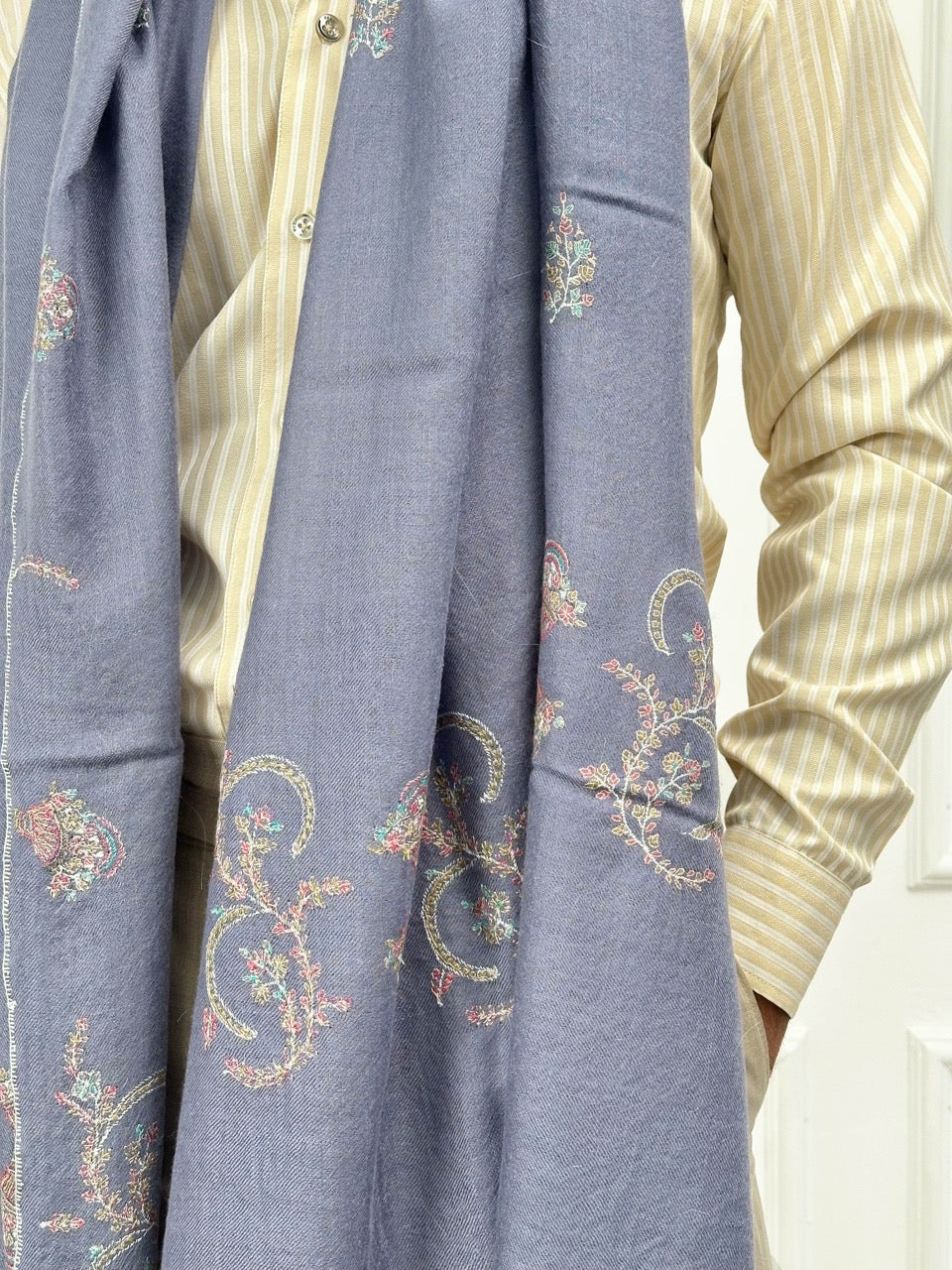 BREATHABLE SOFT NILE BLUE HANDCRAFTED PASHMINA SOZNI SCARF