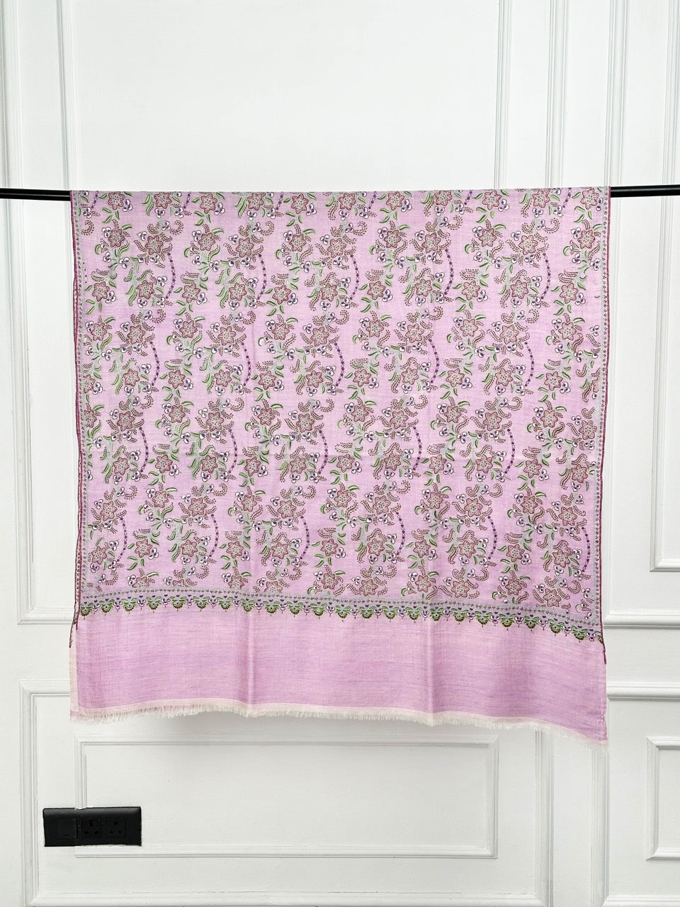 SOFT LUXURIOUS FEEL LILAC REVERSIBLE LOOK PURE PASHMINA EMBROIDERY SHAWL