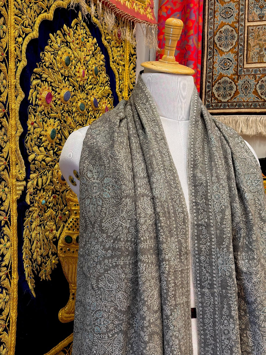 Kashmiri Shawl 