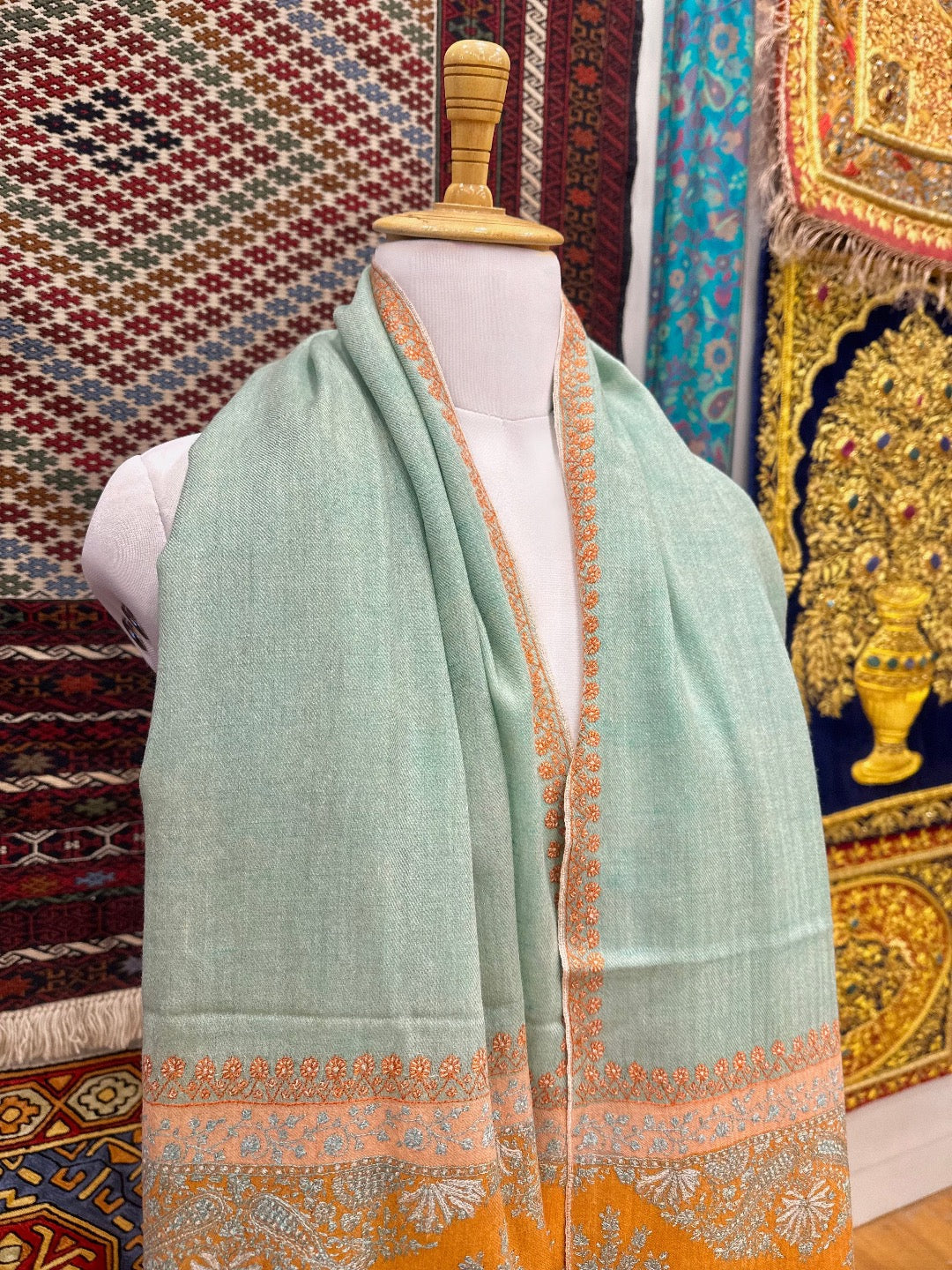 Kashmiri Shawl 