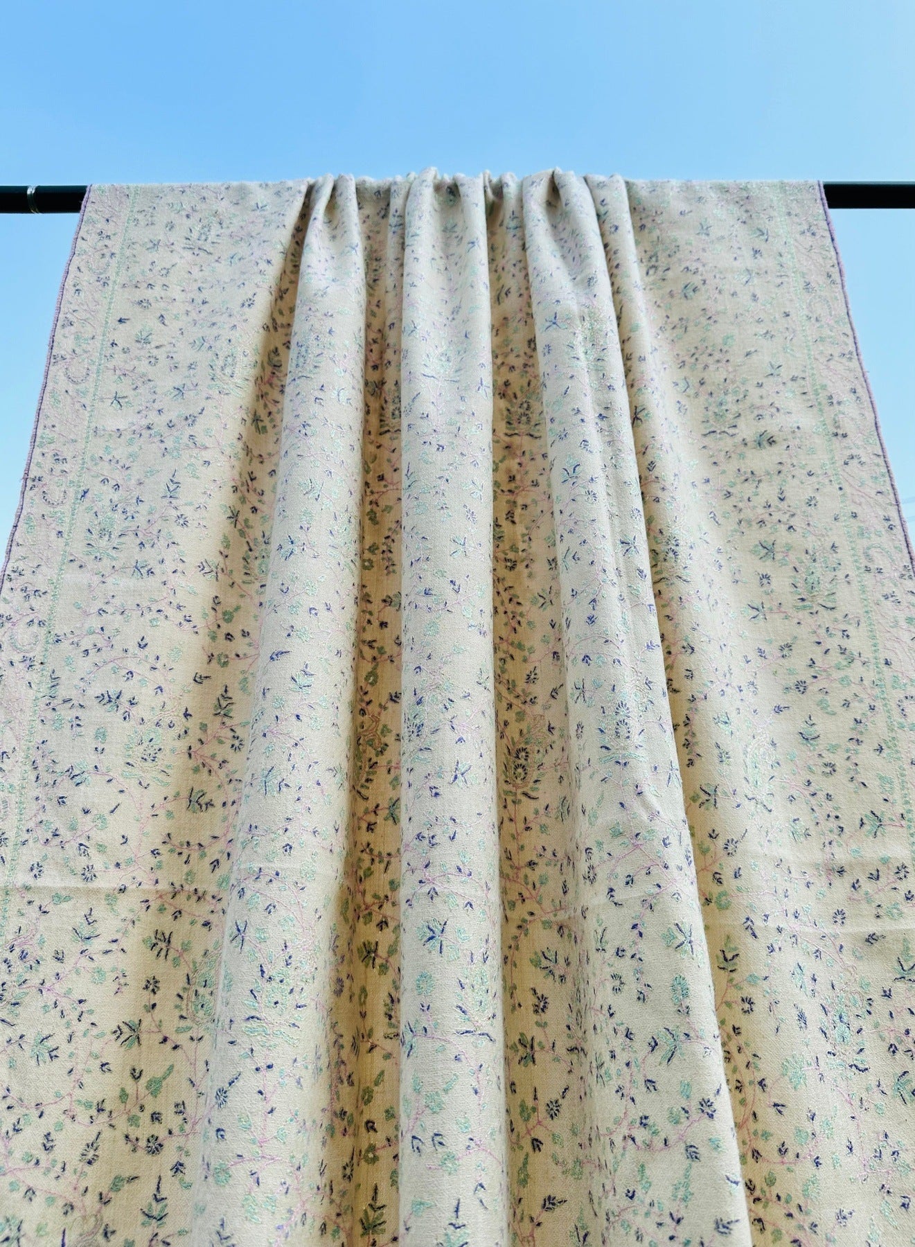 Ivory Sozni Pashmina Shawl ArtAsiaHandicrafts
