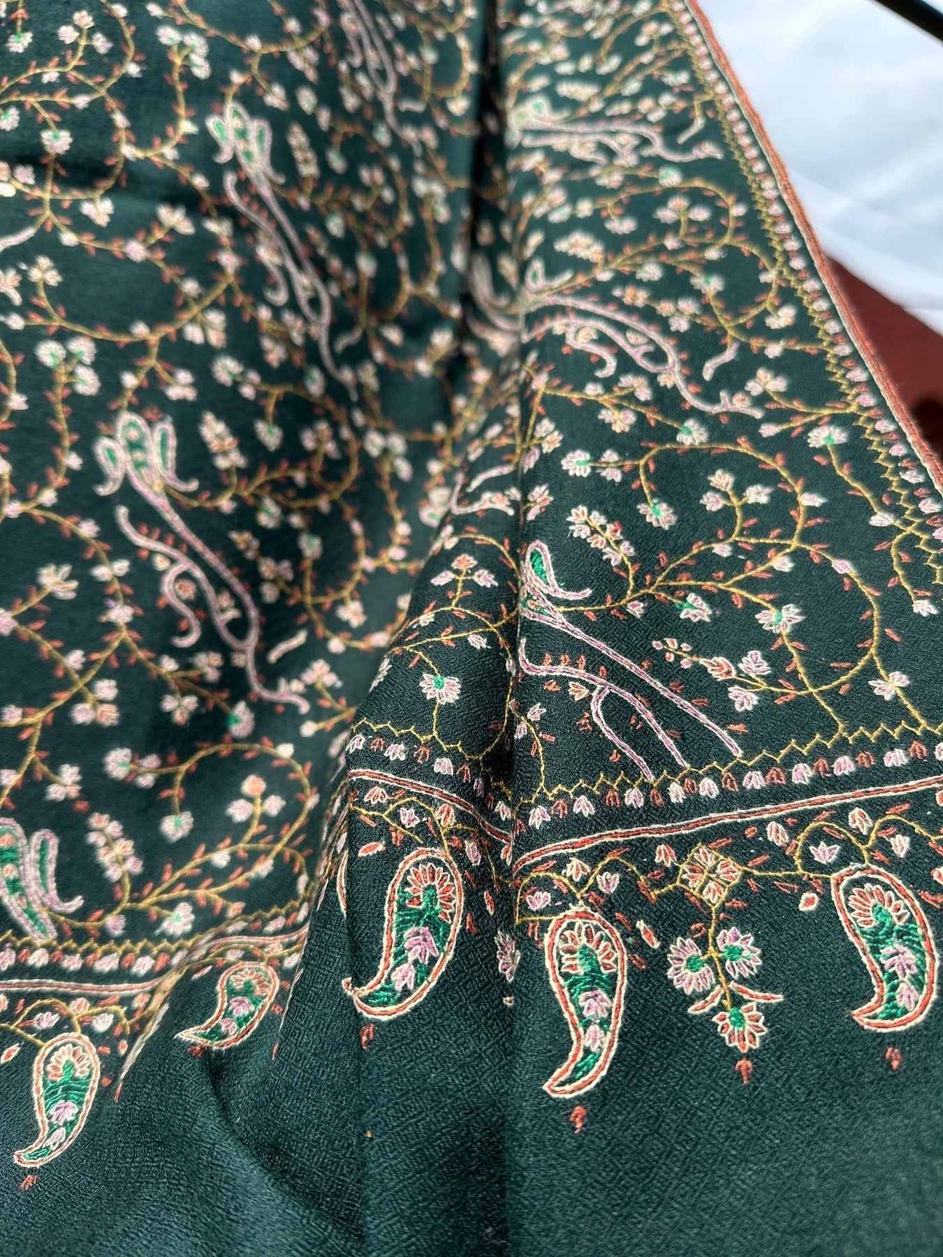 Jade Sozni Pashmina Shawl ArtAsiaHandicrafts