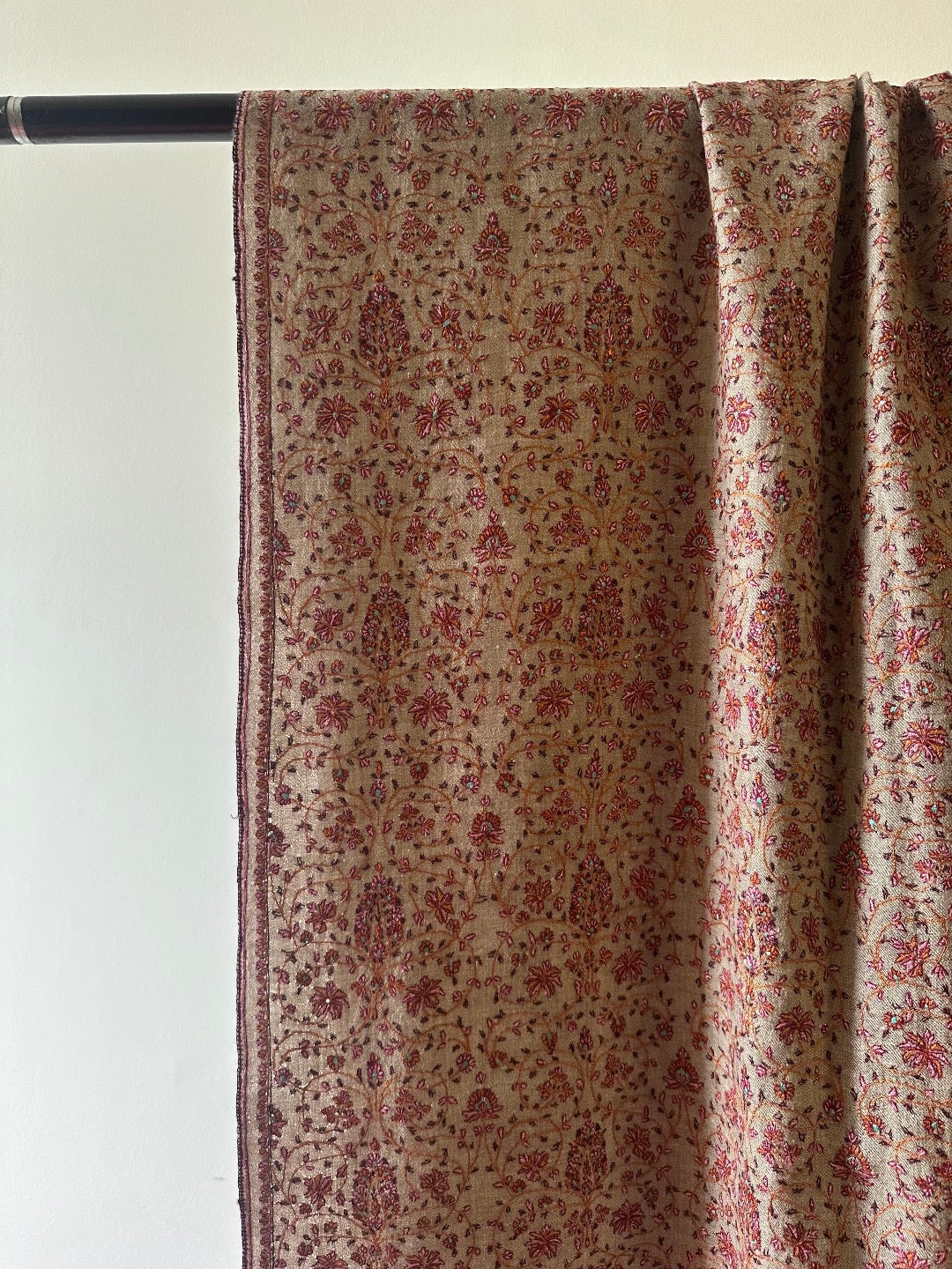 Natural Jaal Sozni Pashmina Shawl ArtAsiaHandicrafts