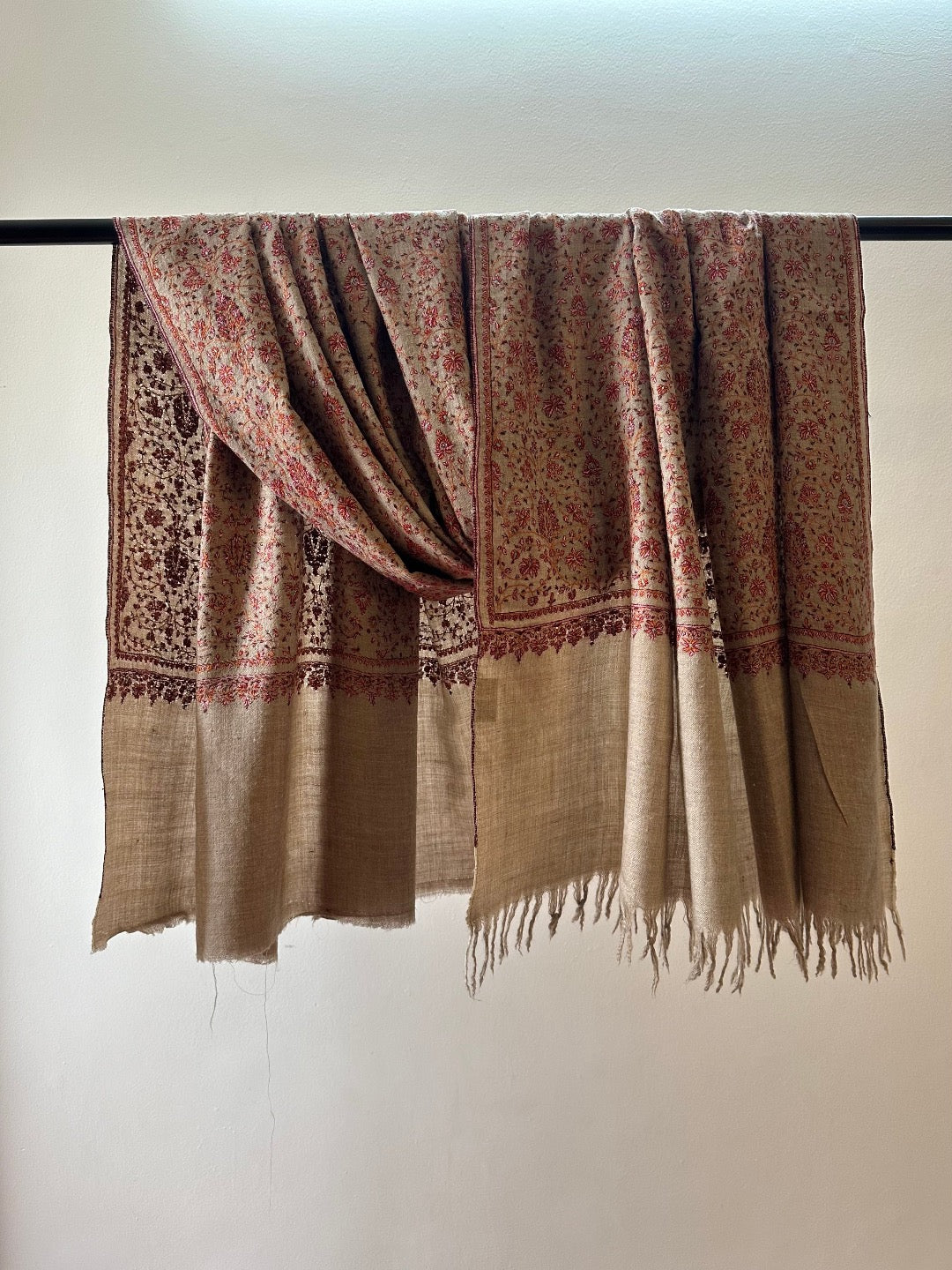 Natural Jaal Sozni Pashmina Shawl ArtAsiaHandicrafts
