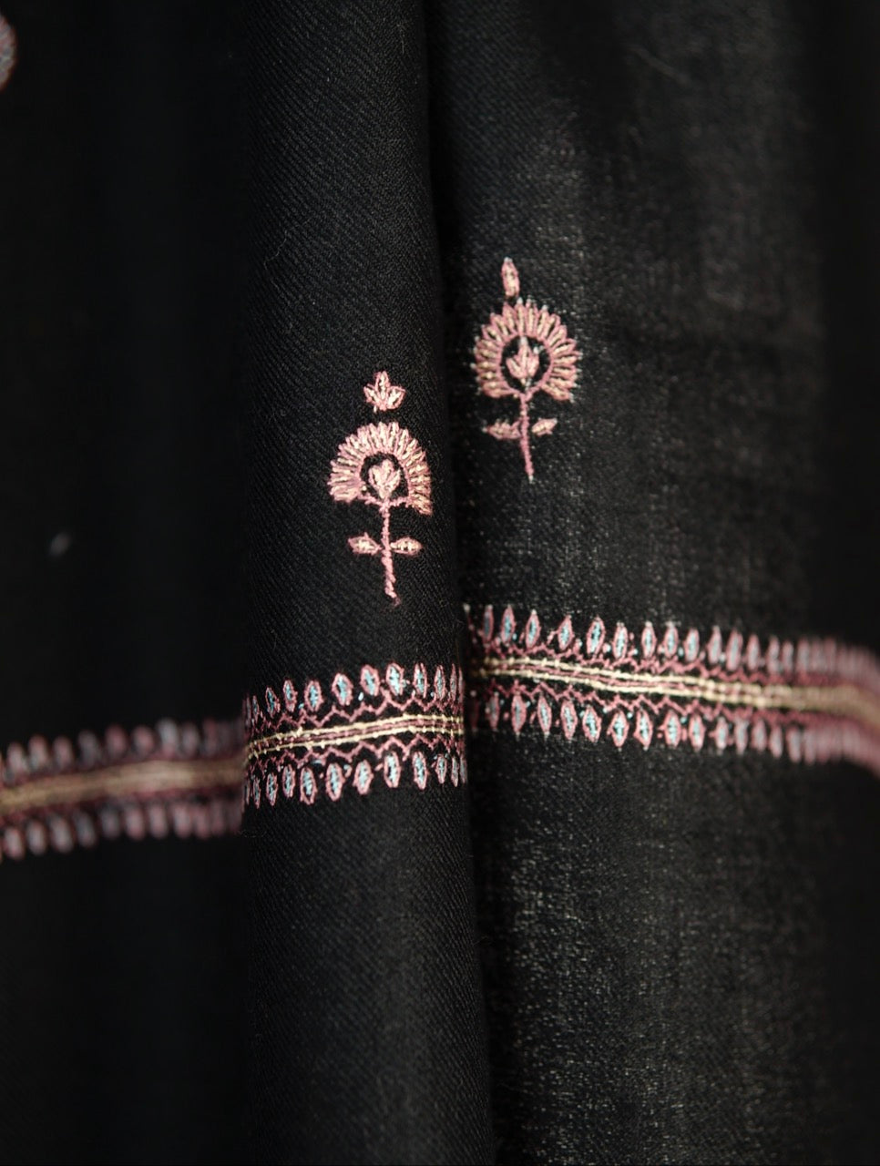 SUPER SOFT ELEGANT WINTER  BLACK PASHMINA SCARF