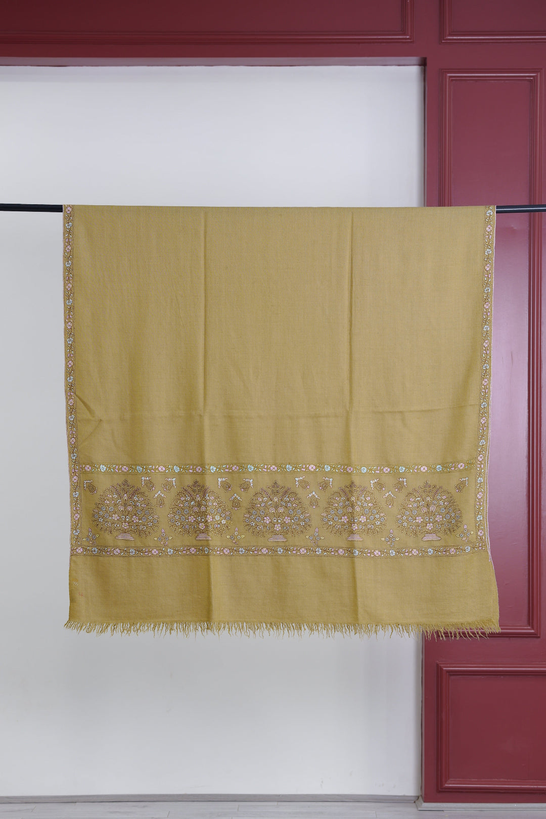 HAND EMBROIDERED CAMEL BROWN MUGHAL BUTI PASHMINA SHAWL