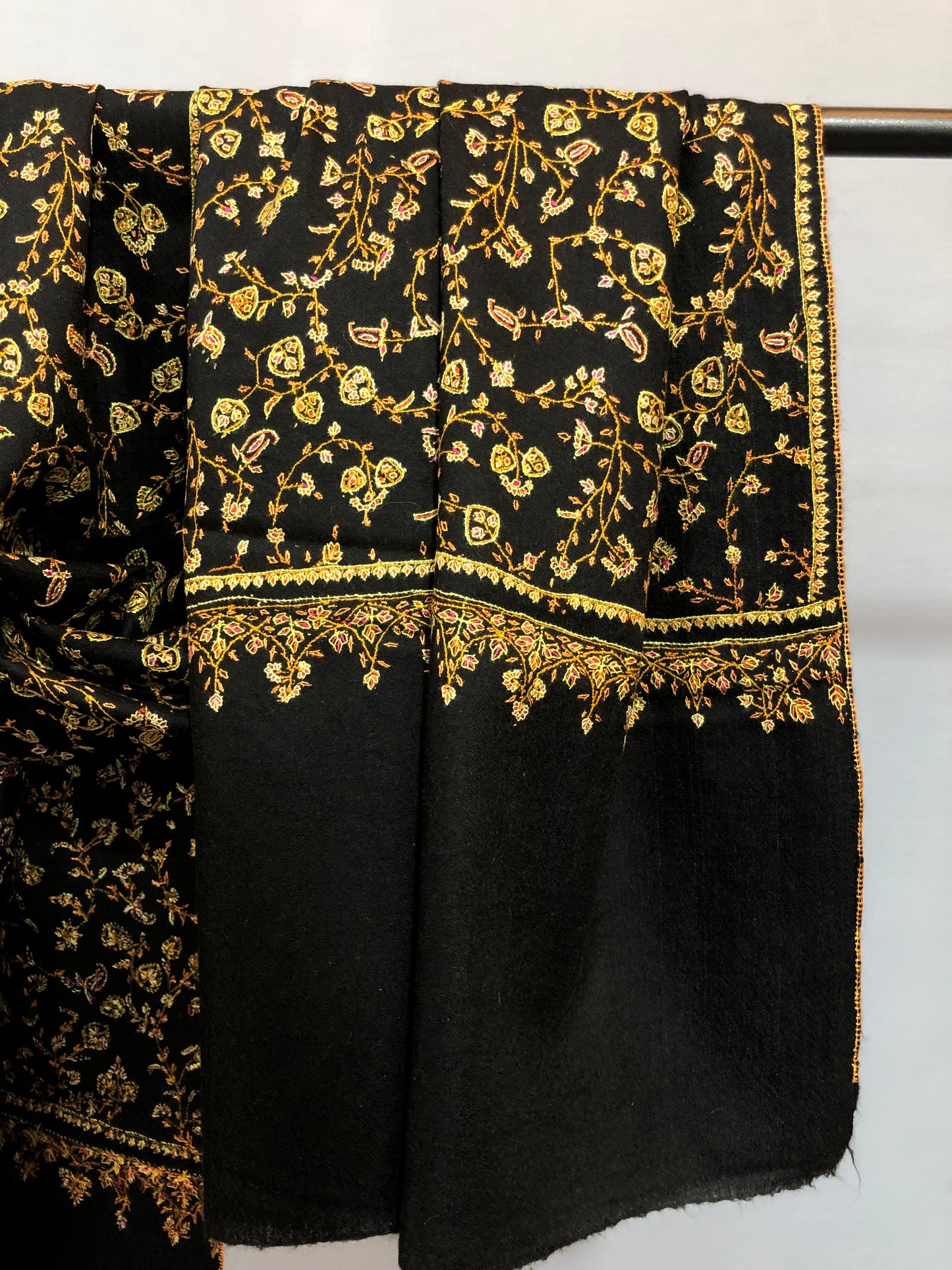 Black Jaal Pashmina Shawl ArtAsiaHandicrafts