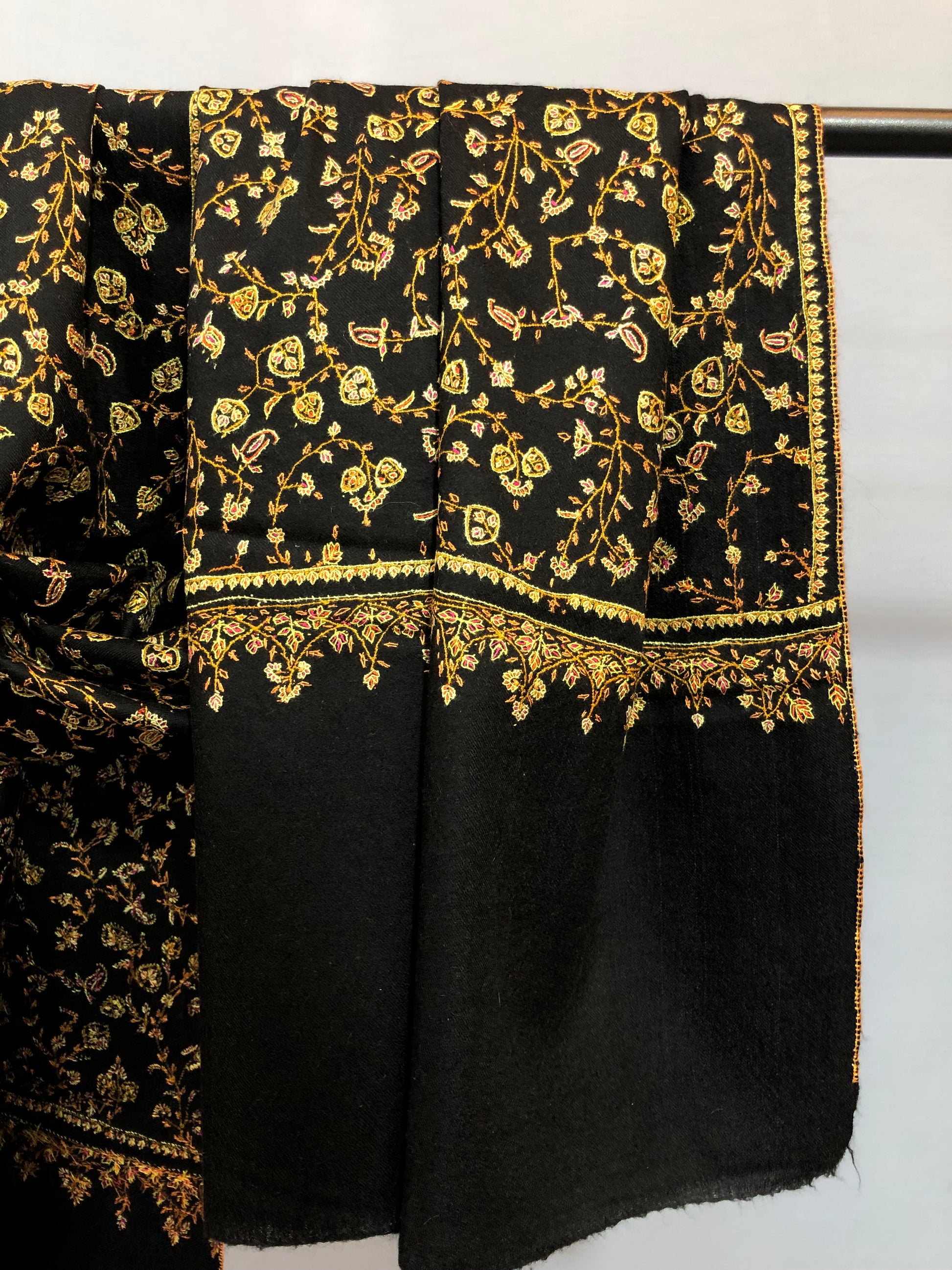 Black Jaal Pashmina Shawl ArtAsiaHandicrafts