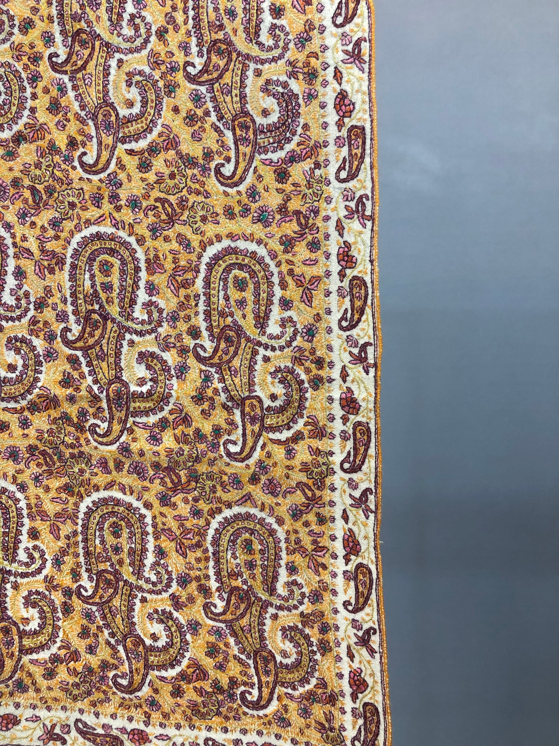 Yellow Sozni Pashmina Shawl ArtAsiaHandicrafts